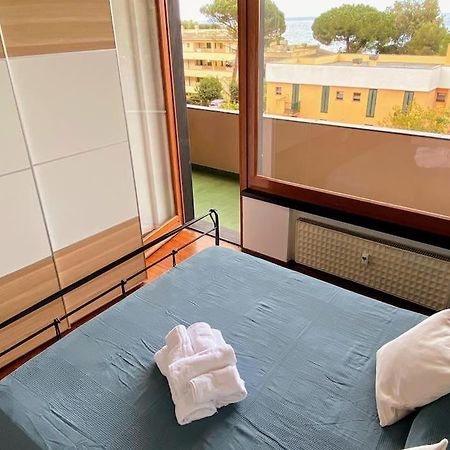 Appartamento Con Terrazza Vista Mare A 50 Mt Arenzano Kültér fotó