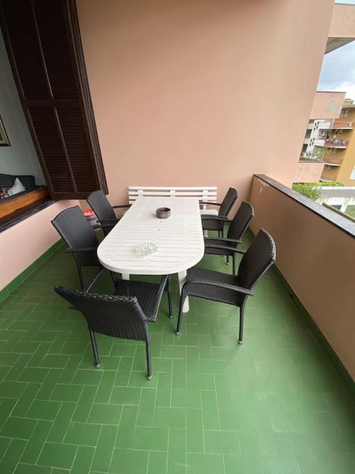 Appartamento Con Terrazza Vista Mare A 50 Mt Arenzano Kültér fotó